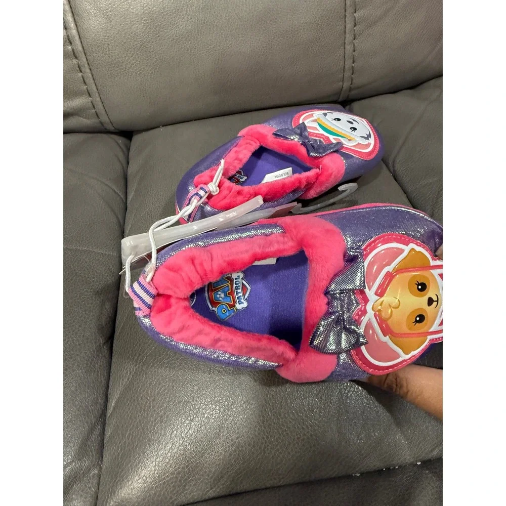 Paw Patrol Skye Everest Girls Purple Pink Metallic Faux Fur Slippers Size 9/10
